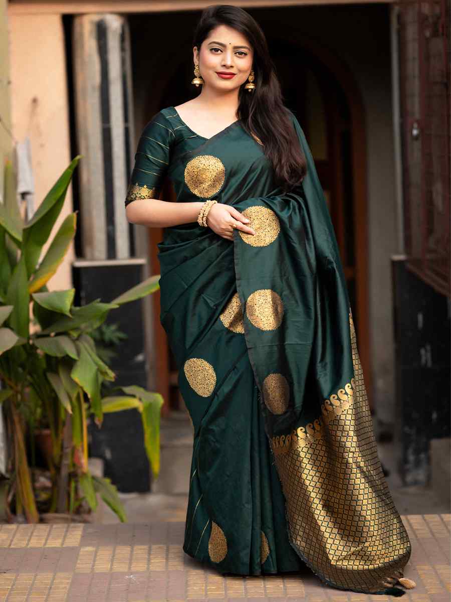 Dark Green Soft Silk Handwoven Wedding Festival Heavy Border Saree