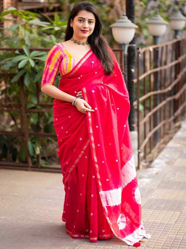 Red Chanderi Cotton Handwoven Party Festival Classic Style Saree