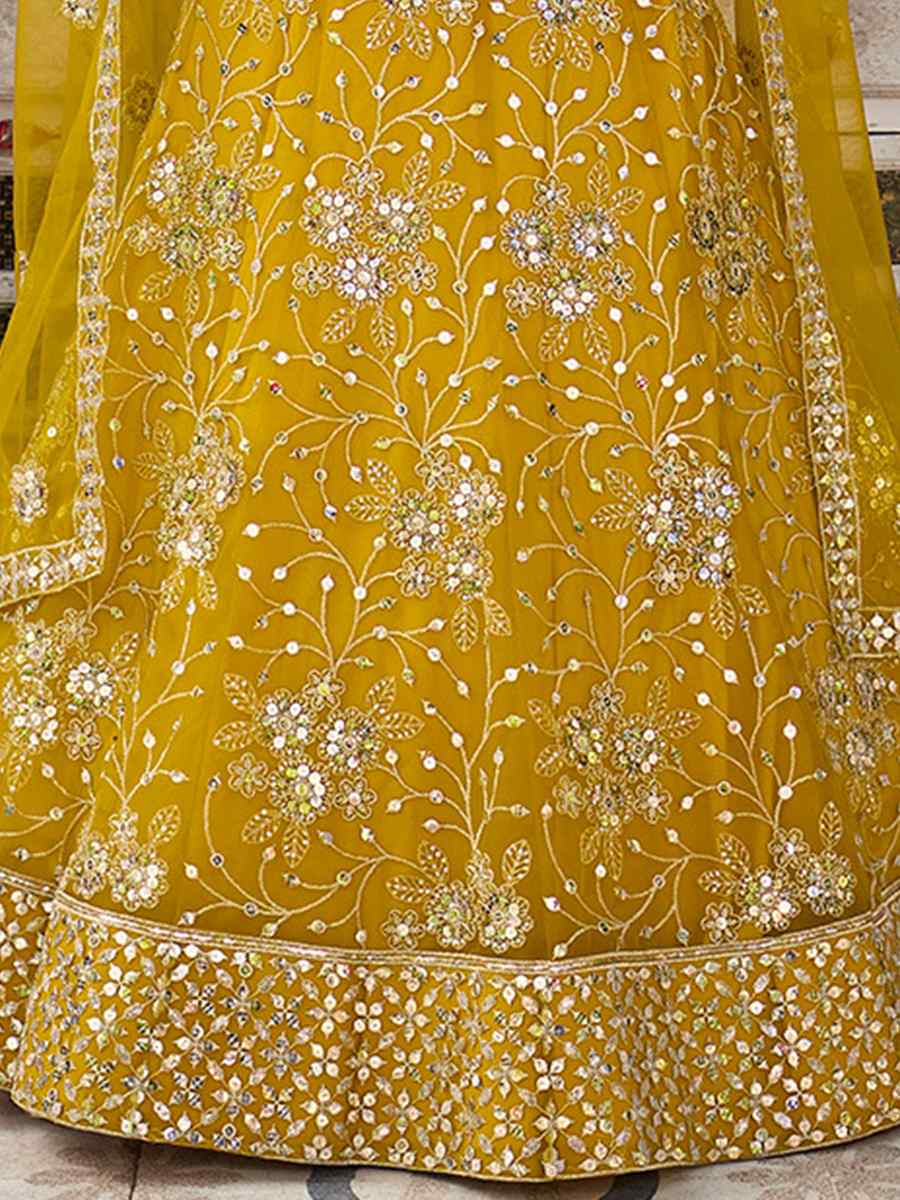 Yellow Net Embroidered Bridesmaid Wedding Heavy Border Lehenga Choli