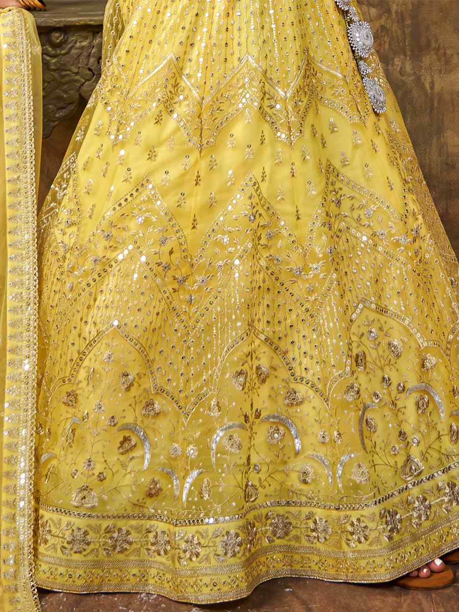 Yellow Premium Net Embroidered Bridesmaid Wedding Heavy Border Lehenga Choli
