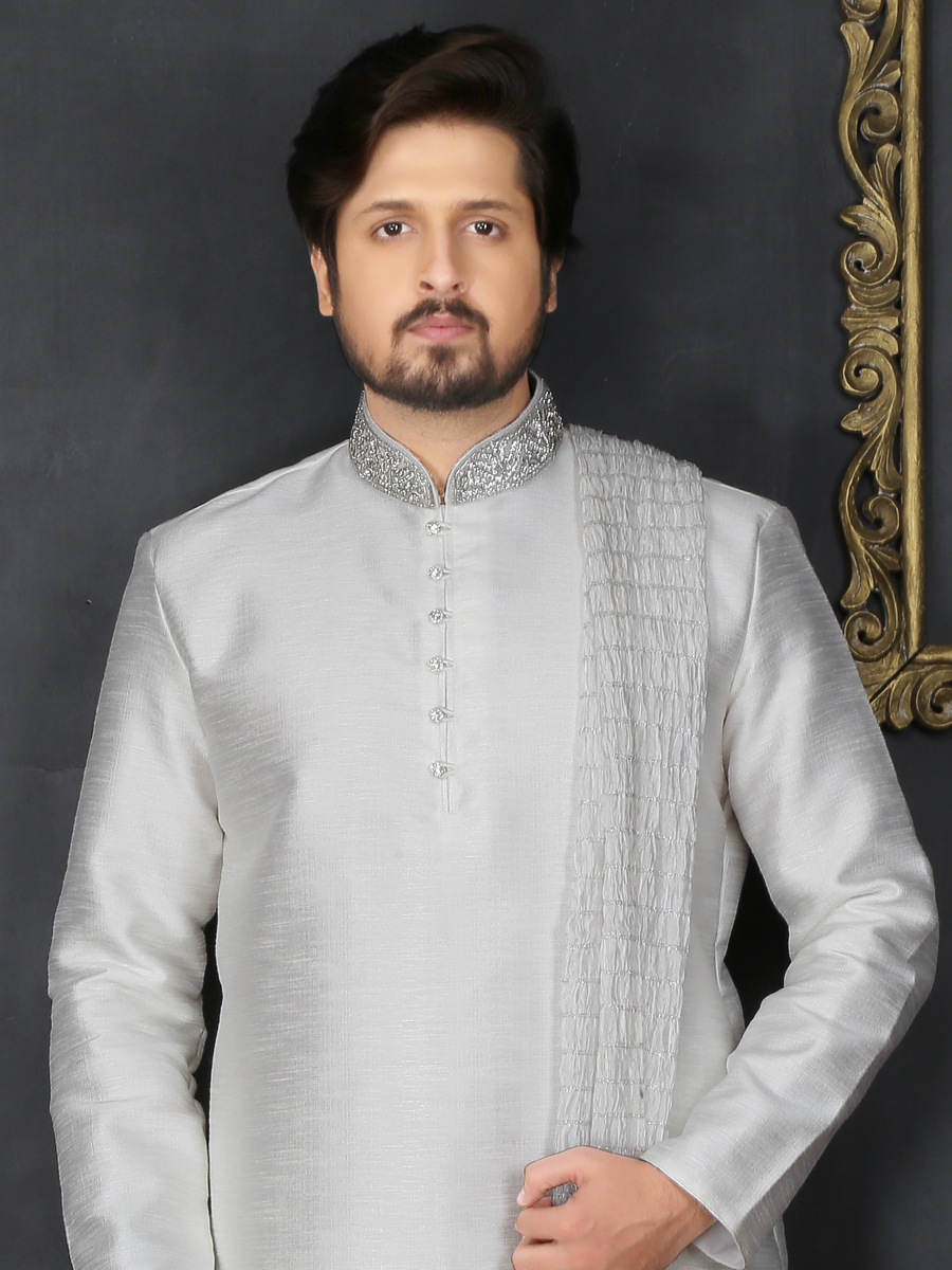 Off White Art Banarasi Silk Embroidered Festival Kurta