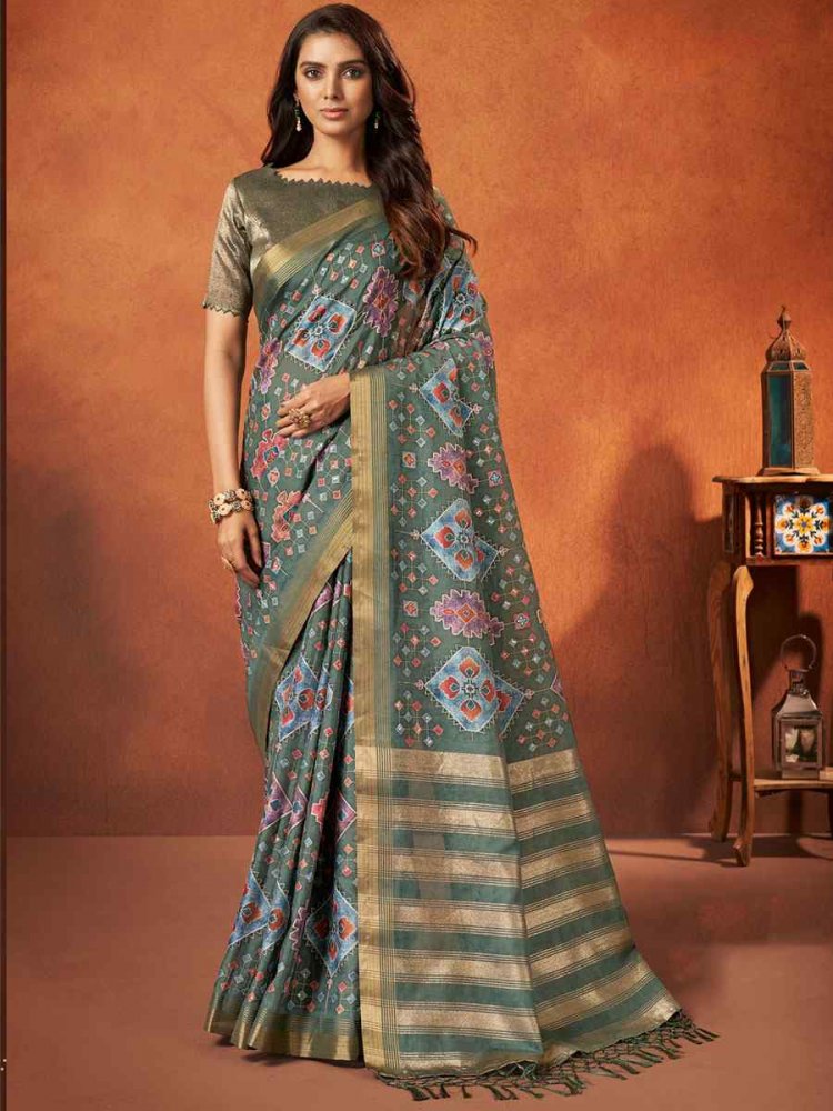 Green Rangkat Crepe Silk Handwoven Wedding Festival Classic Style Saree