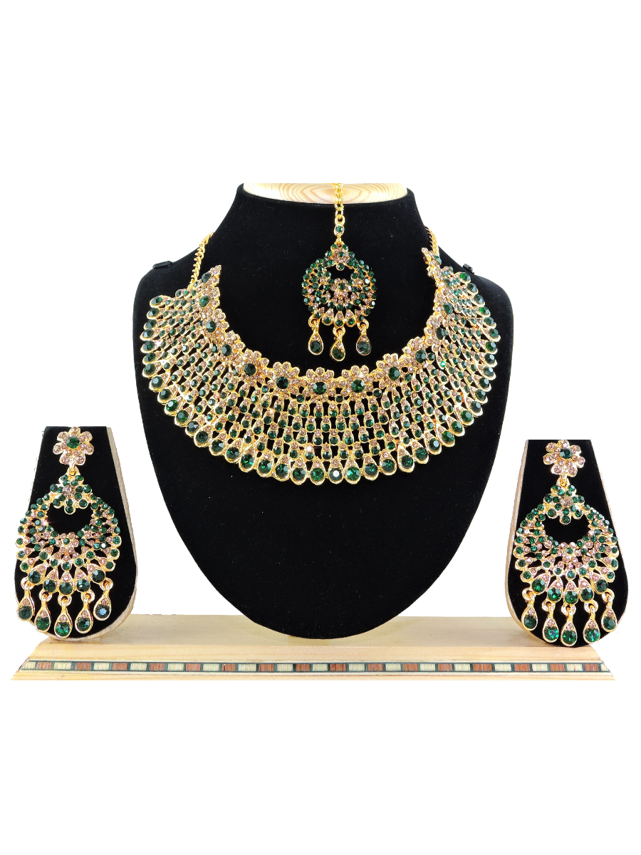 Green Alloy Bridal Wear Diamonds Necklace