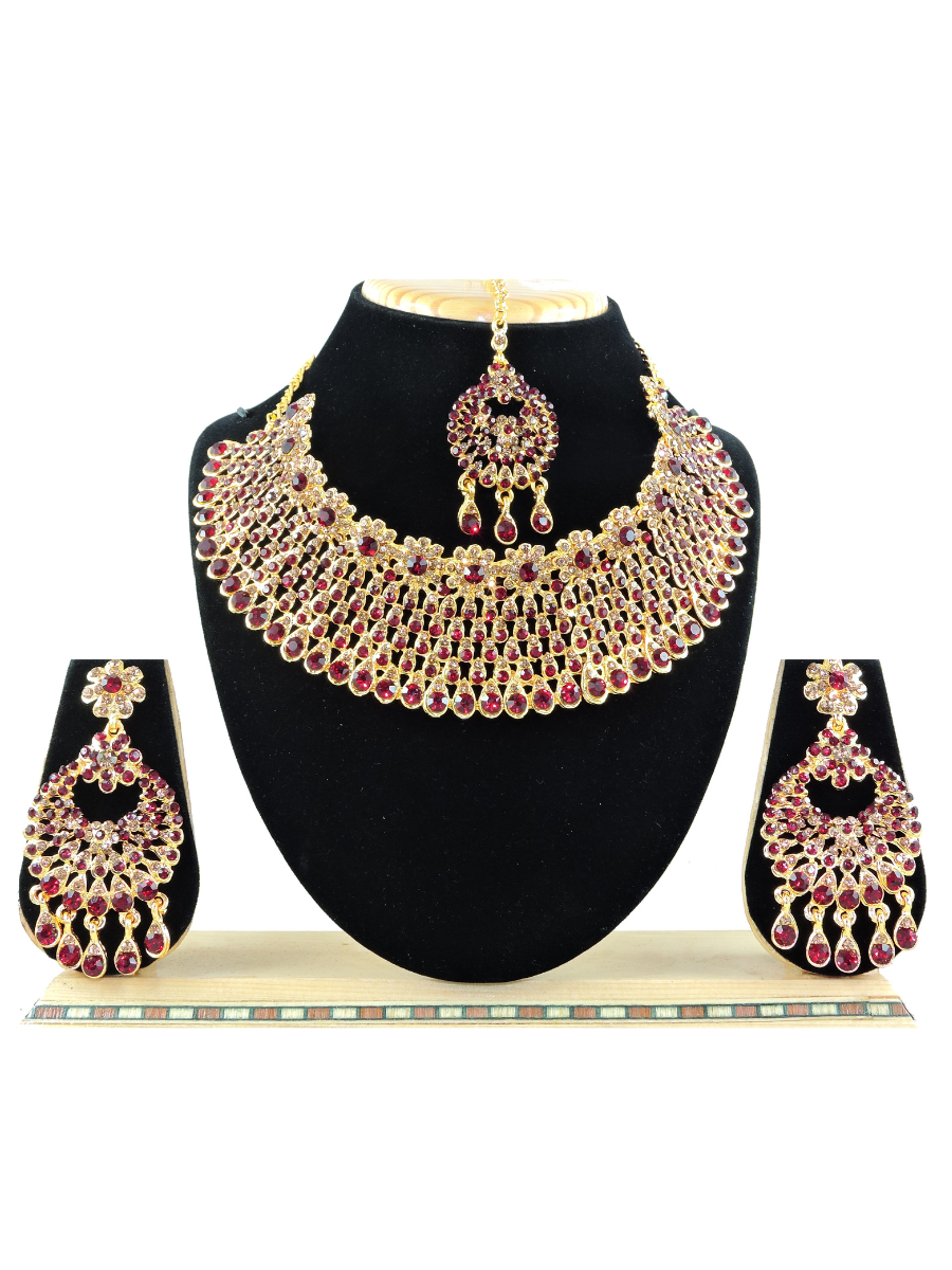 Maroon Alloy Bridal Wear Diamonds Necklace