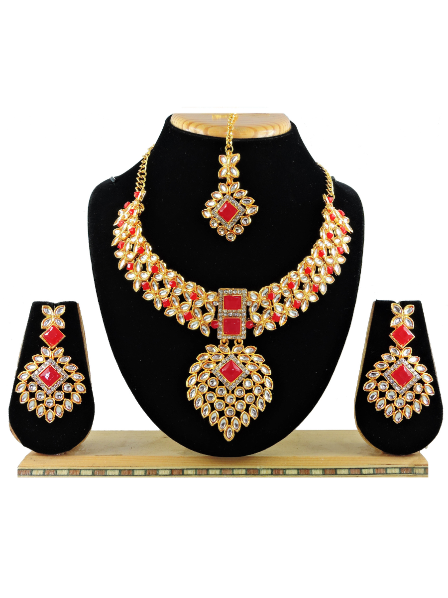 Red Alloy Festival Wear Kundan Necklace