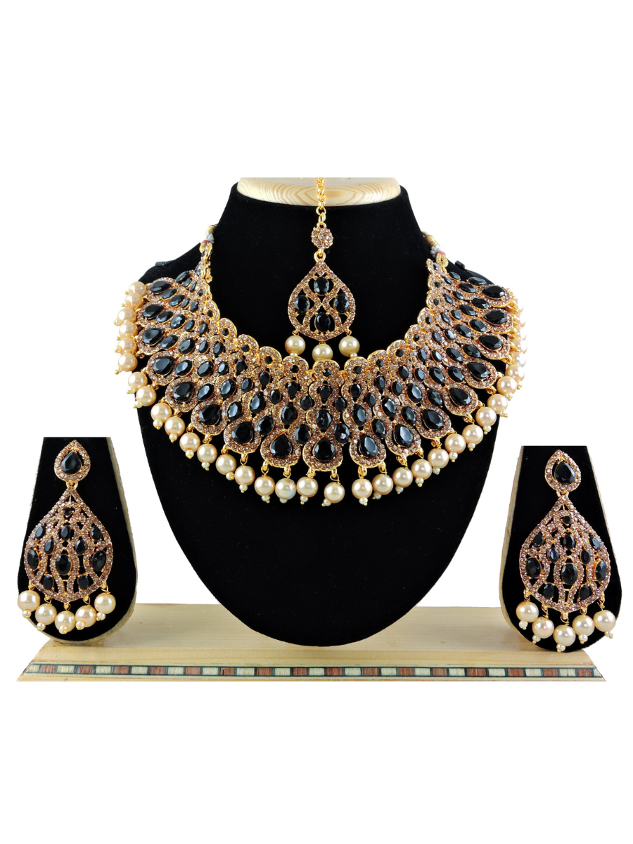 Black Alloy Festival Wear Kundan Necklace