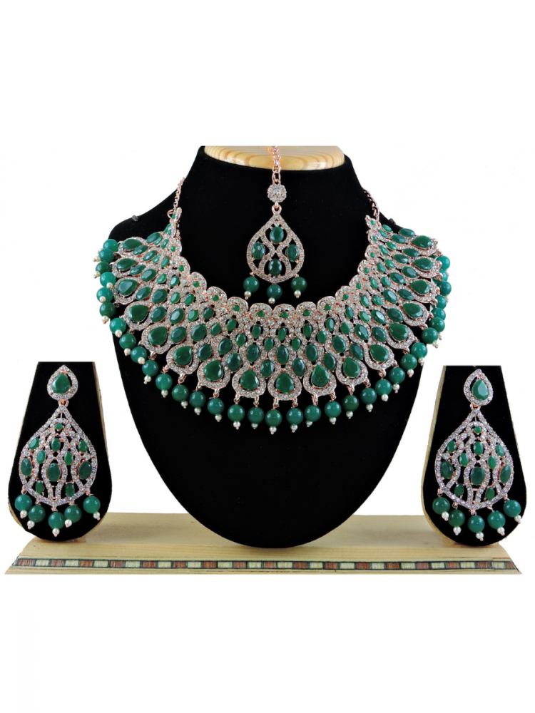 Green Alloy Festival Wear Kundan Necklace