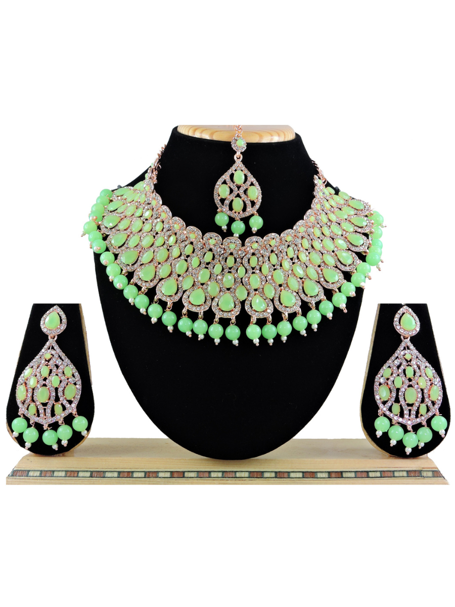 Pista Alloy Festival Wear Kundan Necklace