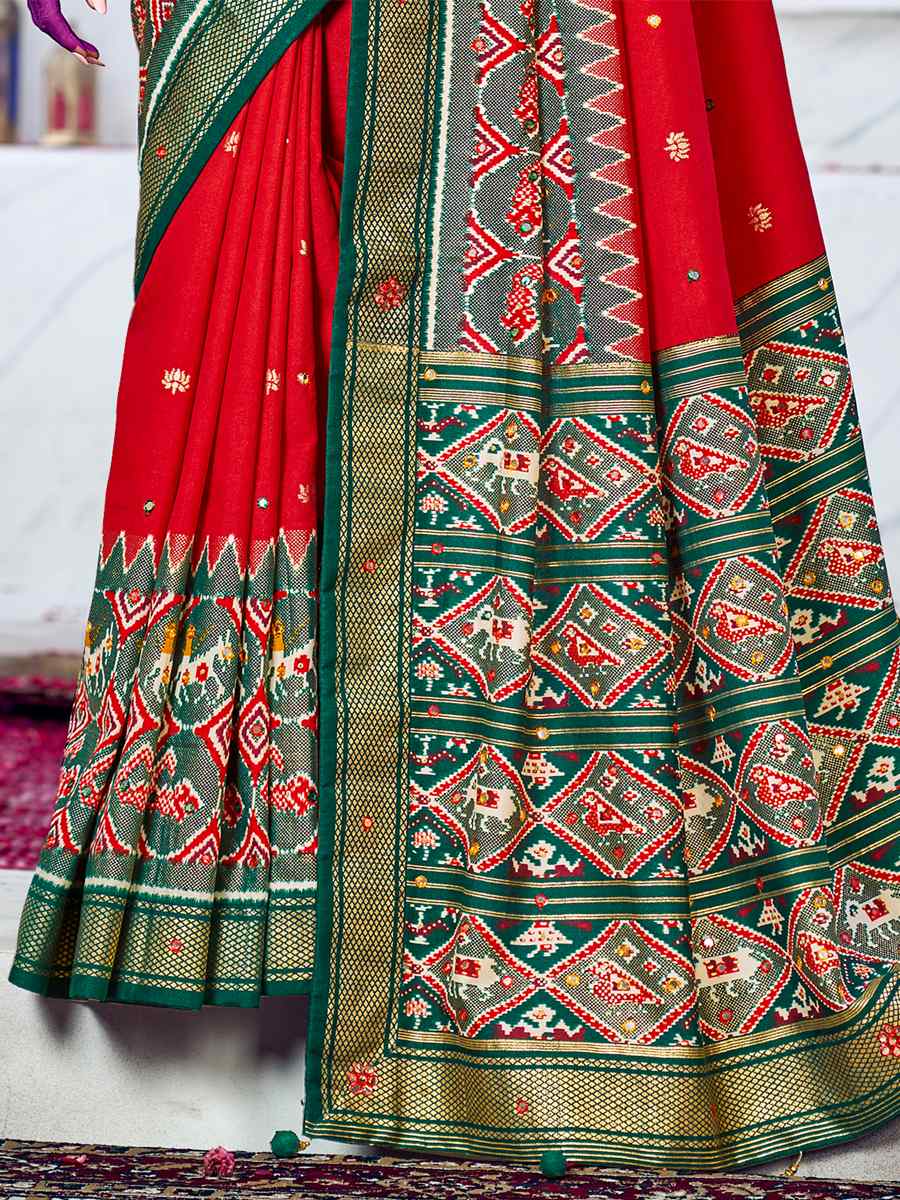 Red Cotton Silk Handwoven Mehendi Festival Heavy Border Saree