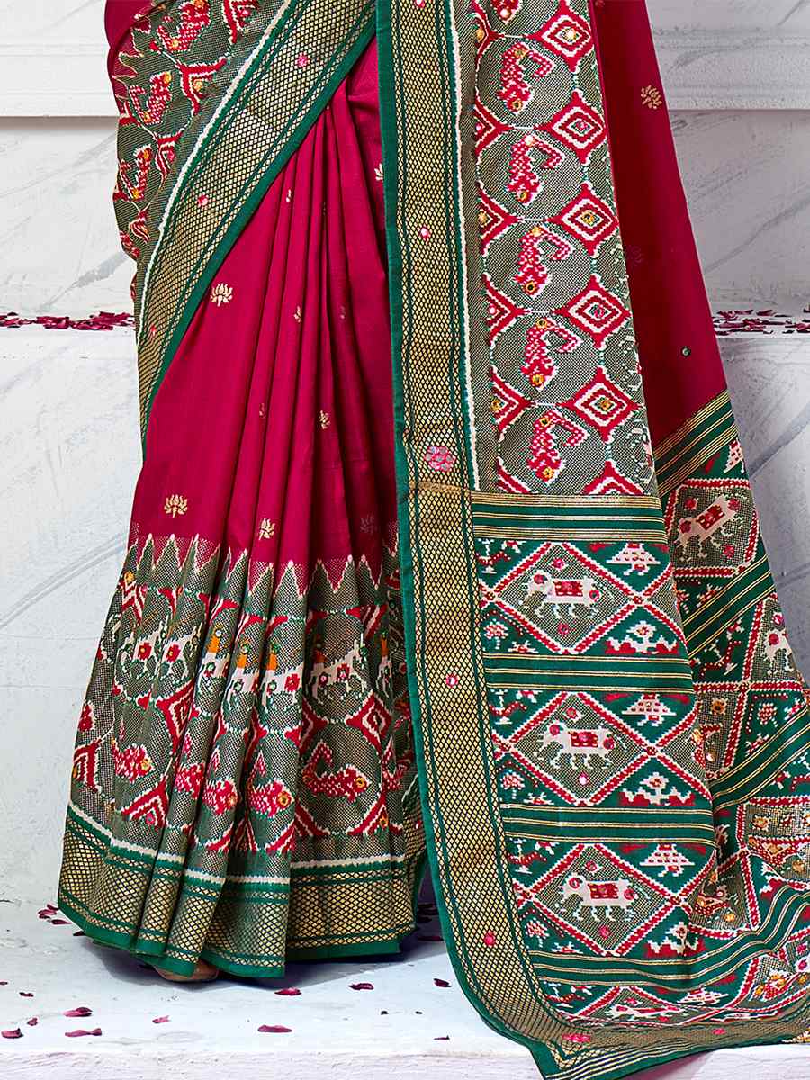 Rose Red Cotton Silk Handwoven Mehendi Festival Heavy Border Saree