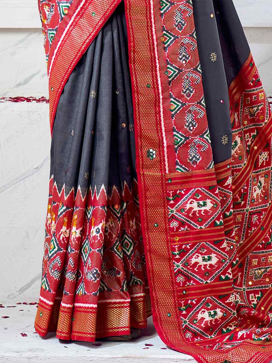 Grey Cotton Silk Handwoven Mehendi Festival Heavy Border Saree