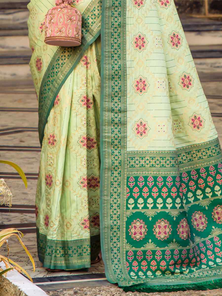 Sea Green Banarasi Silk Handwoven Wedding Festival Heavy Border Saree