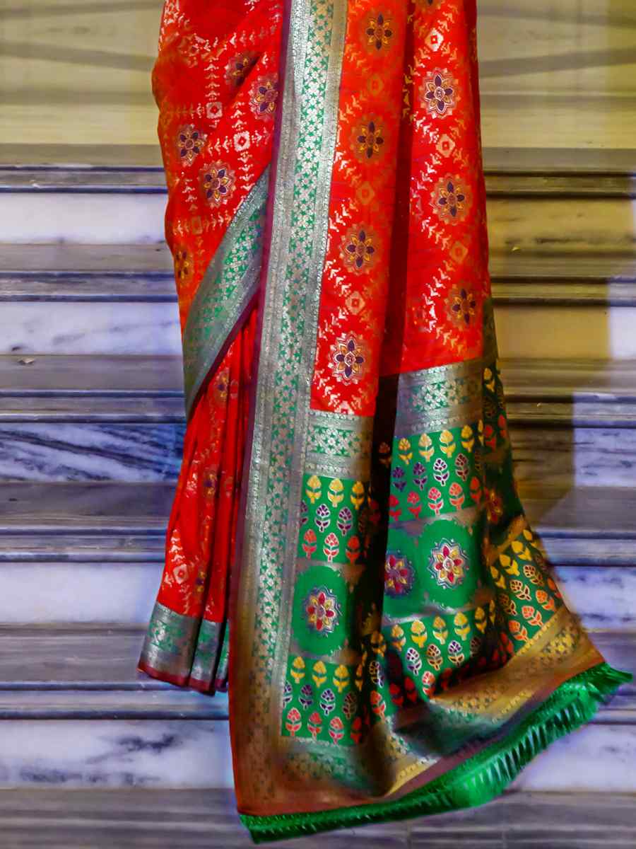 Red Banarasi Silk Handwoven Wedding Festival Heavy Border Saree