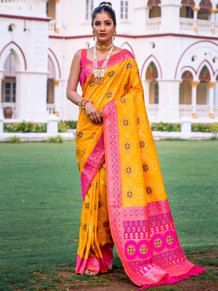 Yellow Banarasi Silk Handwoven Wedding Festival Heavy Border Saree