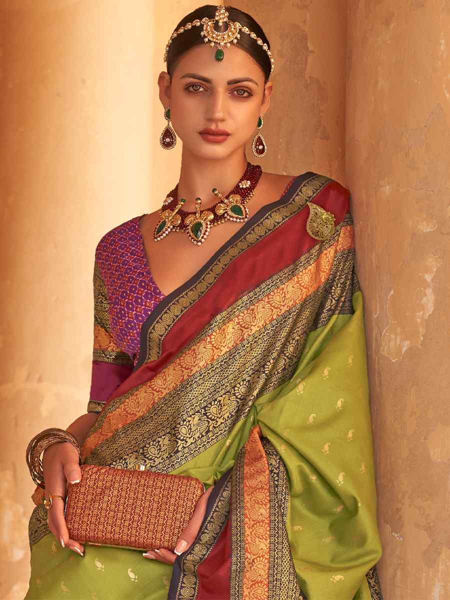 Alpine Green V B Silk Handwoven Casual Festival Classic Style Saree