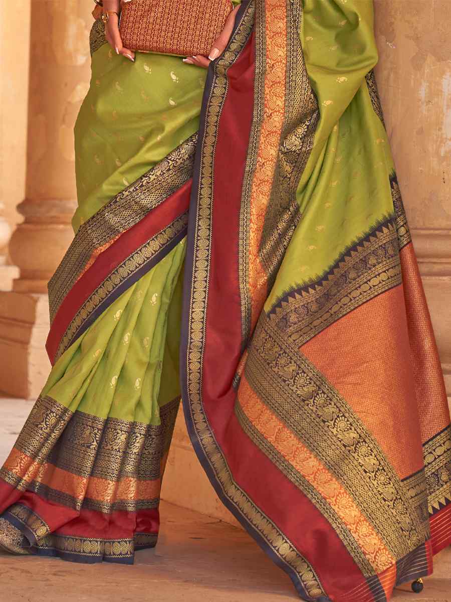 Alpine Green V B Silk Handwoven Casual Festival Classic Style Saree