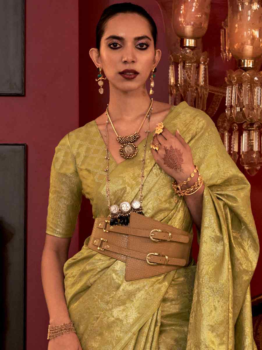 Apache Green Handloom Silk Handwoven Wedding Festival Heavy Border Saree