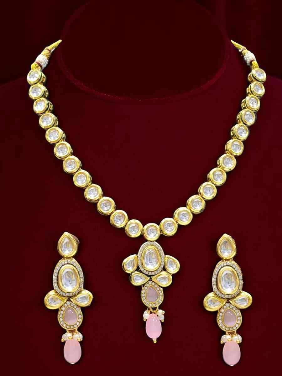 Baby Pink And Gold Alloy Wedding Party Festival Wear Kundan Necklace