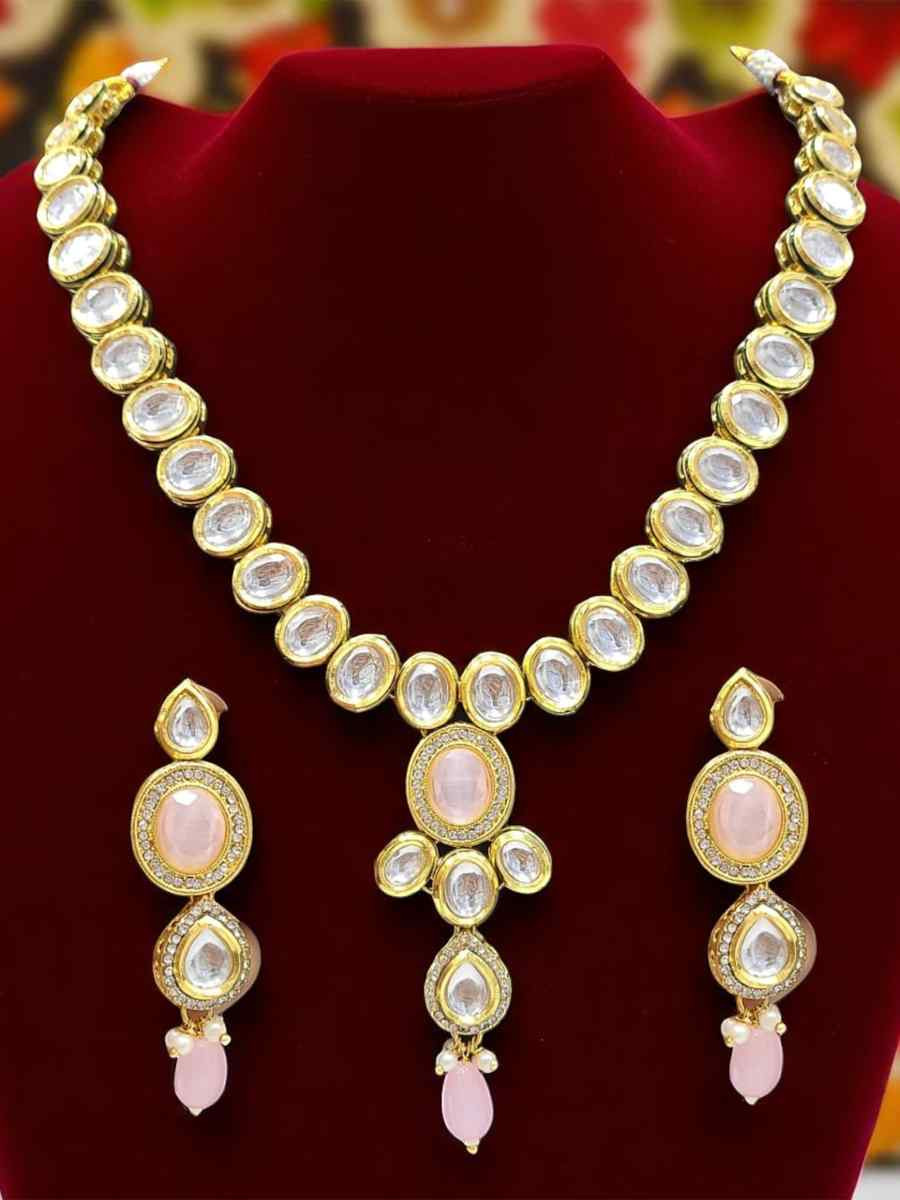Baby Pink And Gold Alloy Wedding Party Festival Wear Kundan Necklace