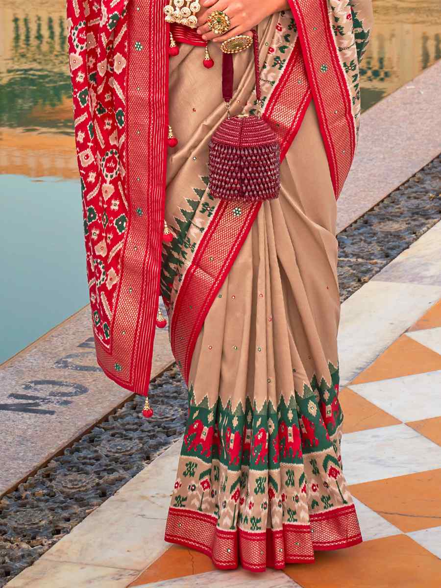 Beige Smooth Patola Printed Casual Festival Contemporary Saree