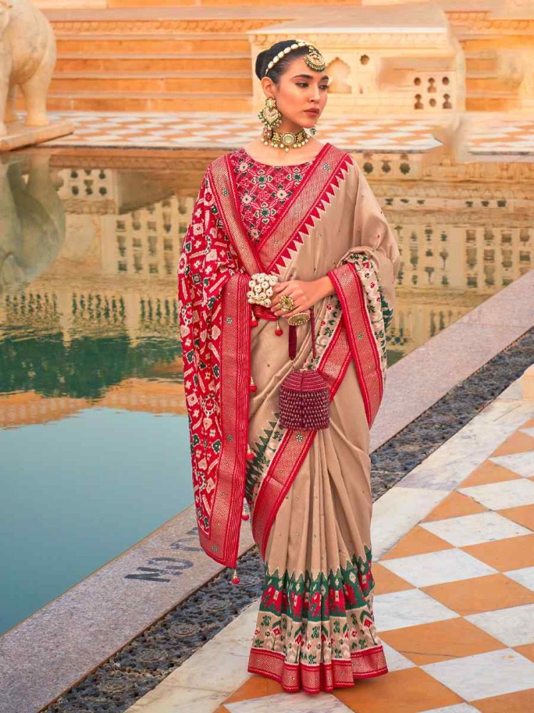 Beige Smooth Patola Printed Casual Festival Contemporary Saree