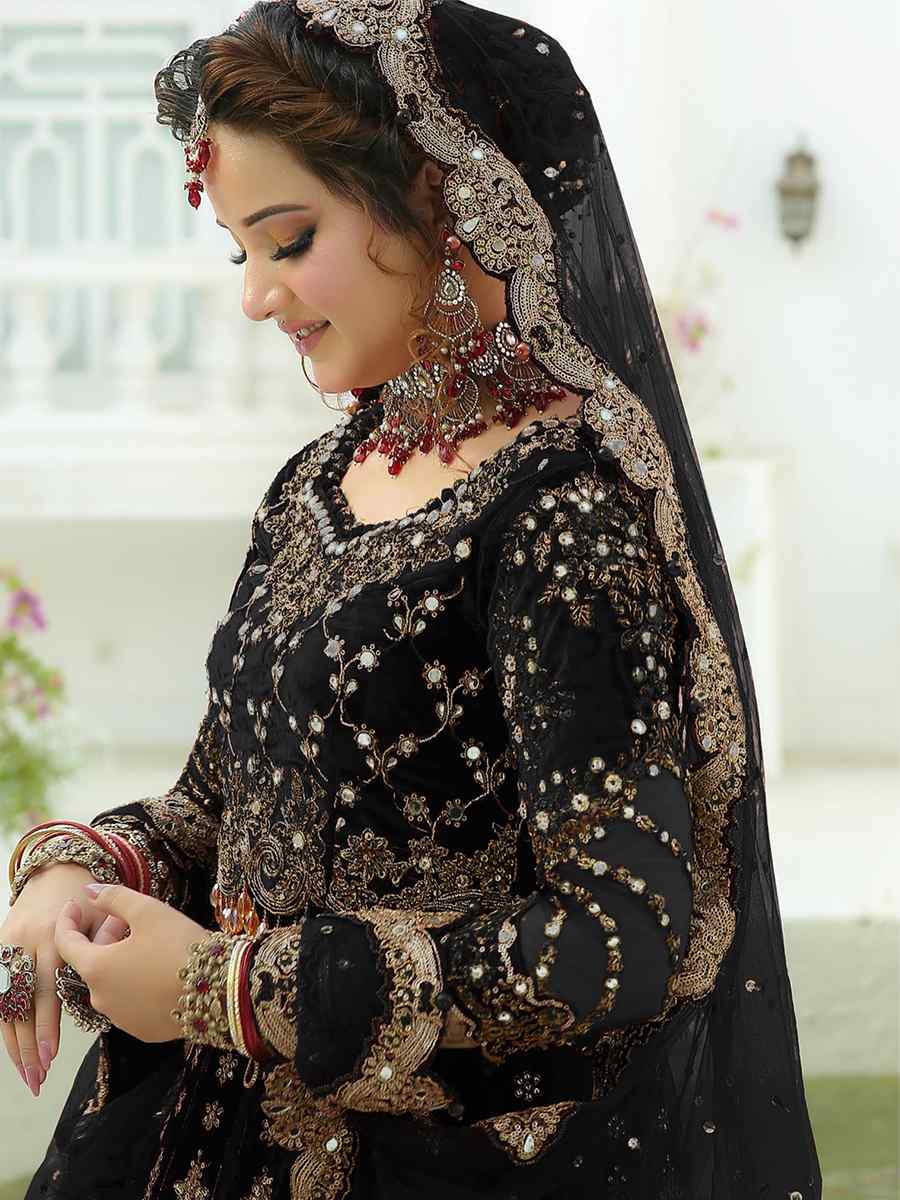 Black 9000 Velvet Embroidered Engagement Wedding Anarkali Salwar Kameez