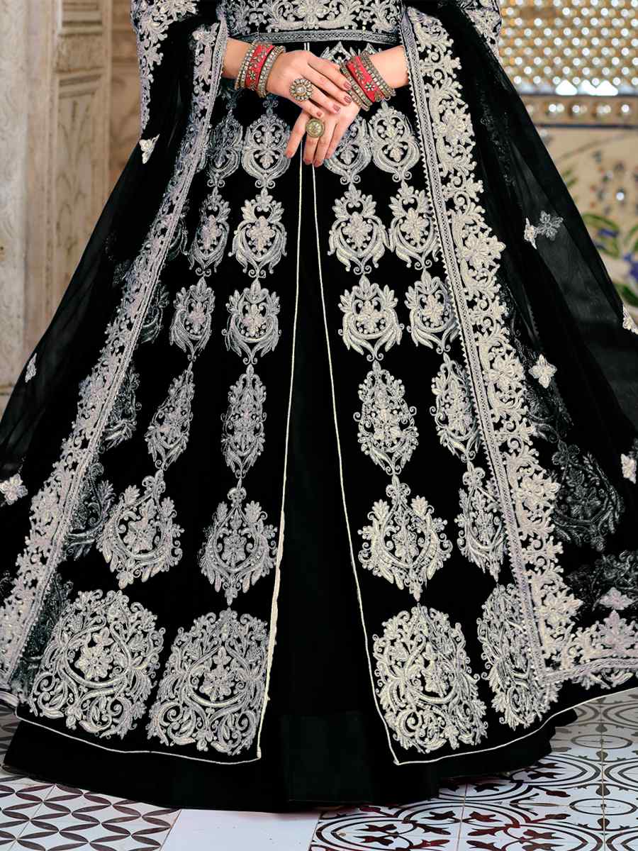 Black 9000 Velvet Embroidered Engagement Wedding Anarkali Salwar Kameez