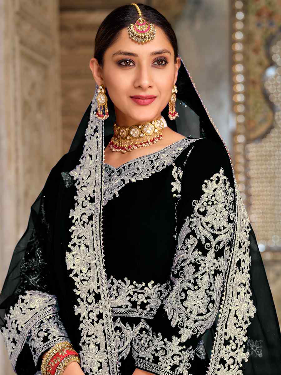 Black 9000 Velvet Embroidered Engagement Wedding Anarkali Salwar Kameez