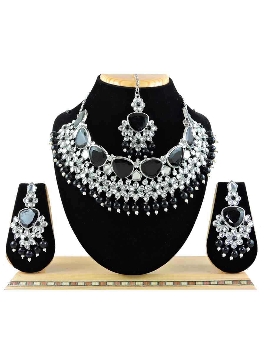 Black Alloy Festival Wear Diamonds Necklace