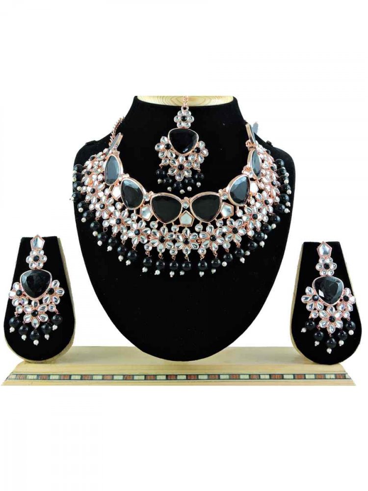Black Alloy Festival Wear Diamonds Necklace