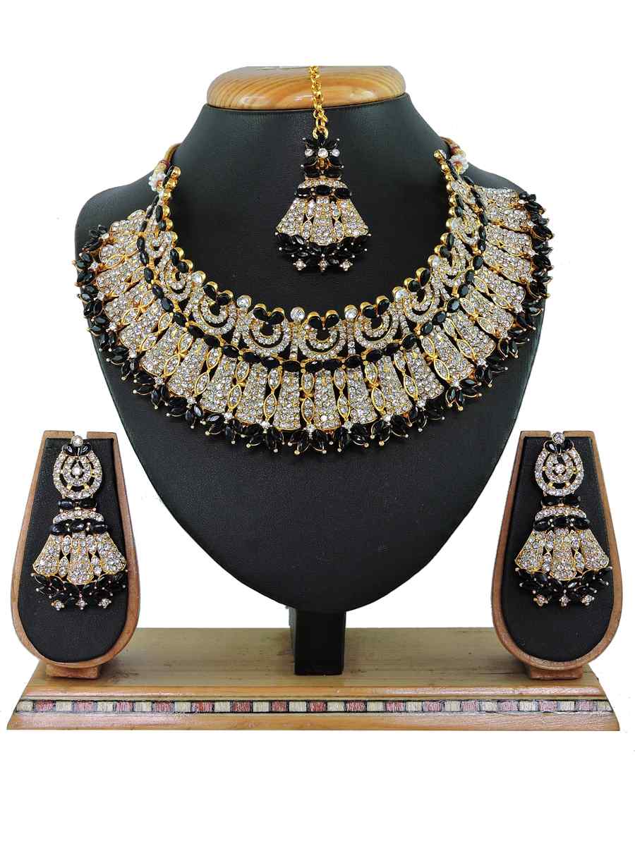 Black Alloy Festival Wear Kundan Necklace