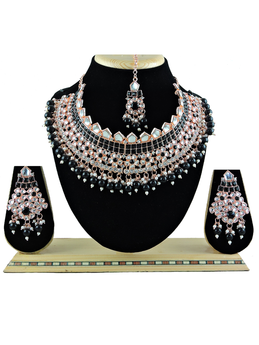 Black Alloy Festival Wear Kundan Necklace