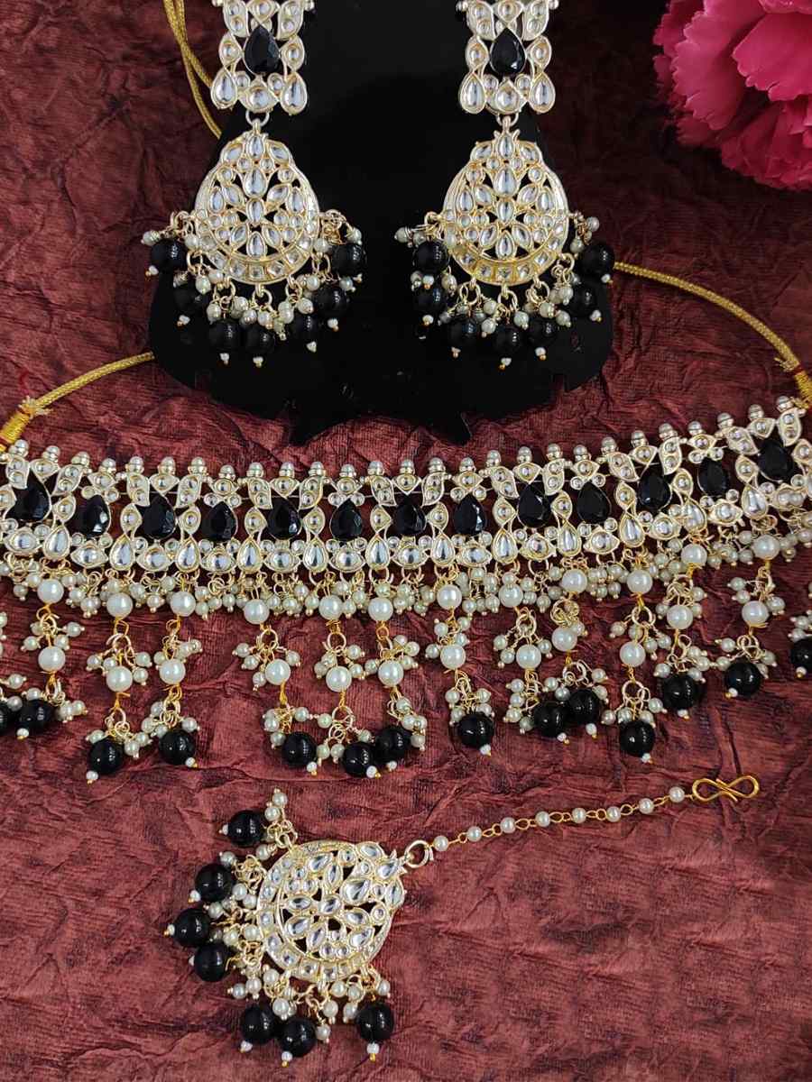 Black Alloy Festival Wear Kundan Necklace
