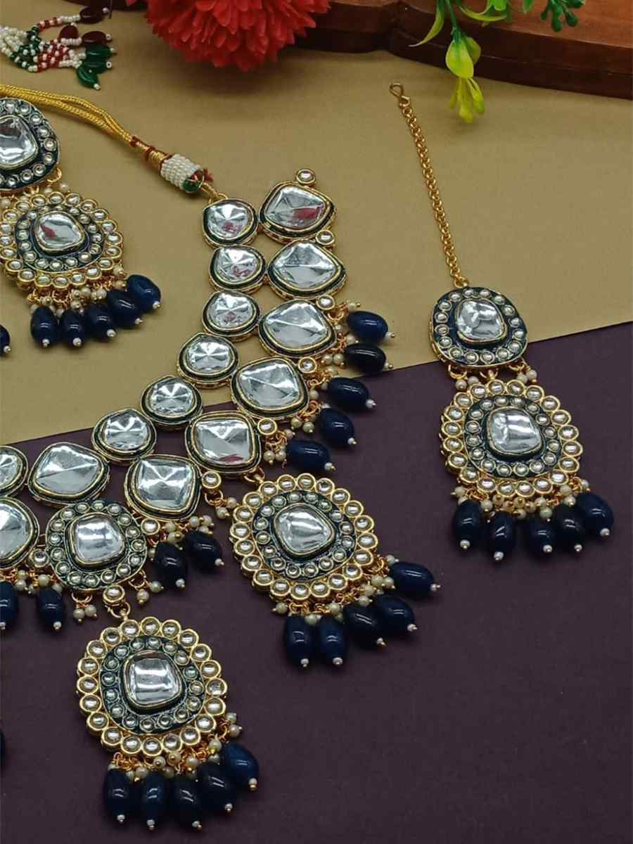 Black Alloy Metal Festival Wear Kundan Necklace