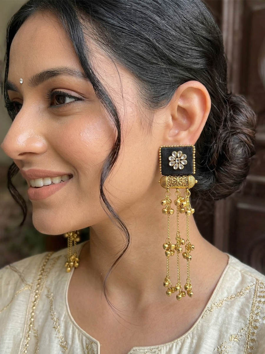 Black Alloy Wedding Party Festival Wear Kundan Stone Earrings