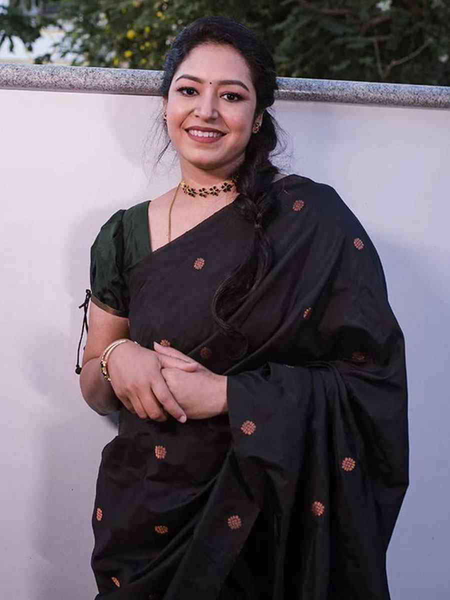 Black Banarasi Silk Handwoven Party Festival Wedding Traditional Fancy Classic Style Sarees