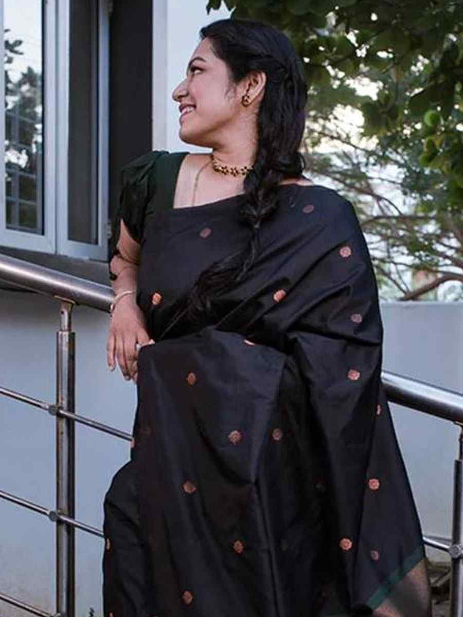 Black Banarasi Silk Handwoven Party Festival Wedding Traditional Fancy Classic Style Sarees