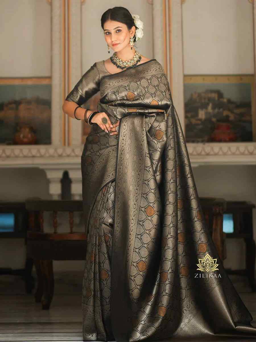 Black Banarasi Soft Silk Handwoven Festival Wedding Heavy Border Saree