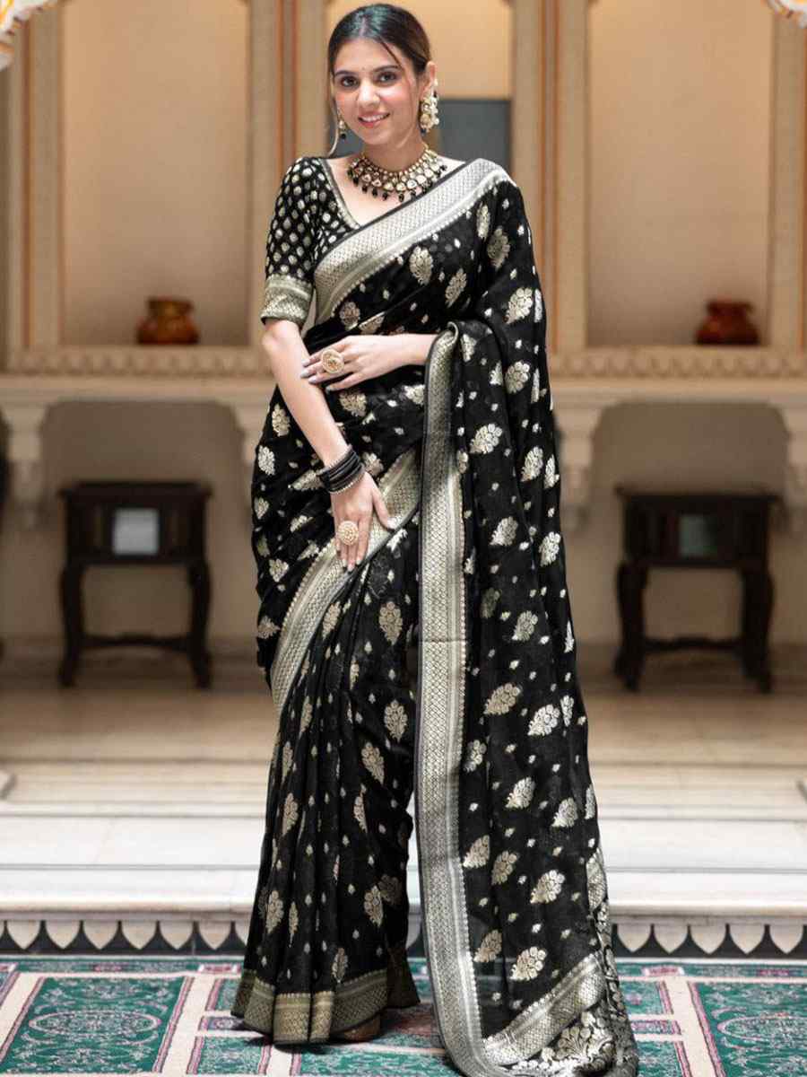 Black Banarasi Soft Silk Handwoven Wedding Festival Heavy Border Saree