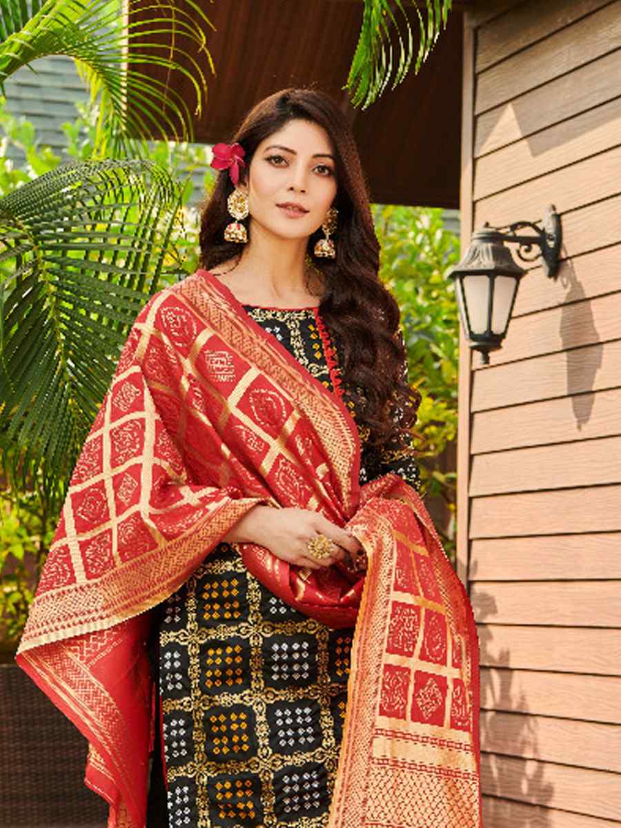 Black Bandhani Silk Blend Handwoven Wedding Festival Pant Salwar Kameez