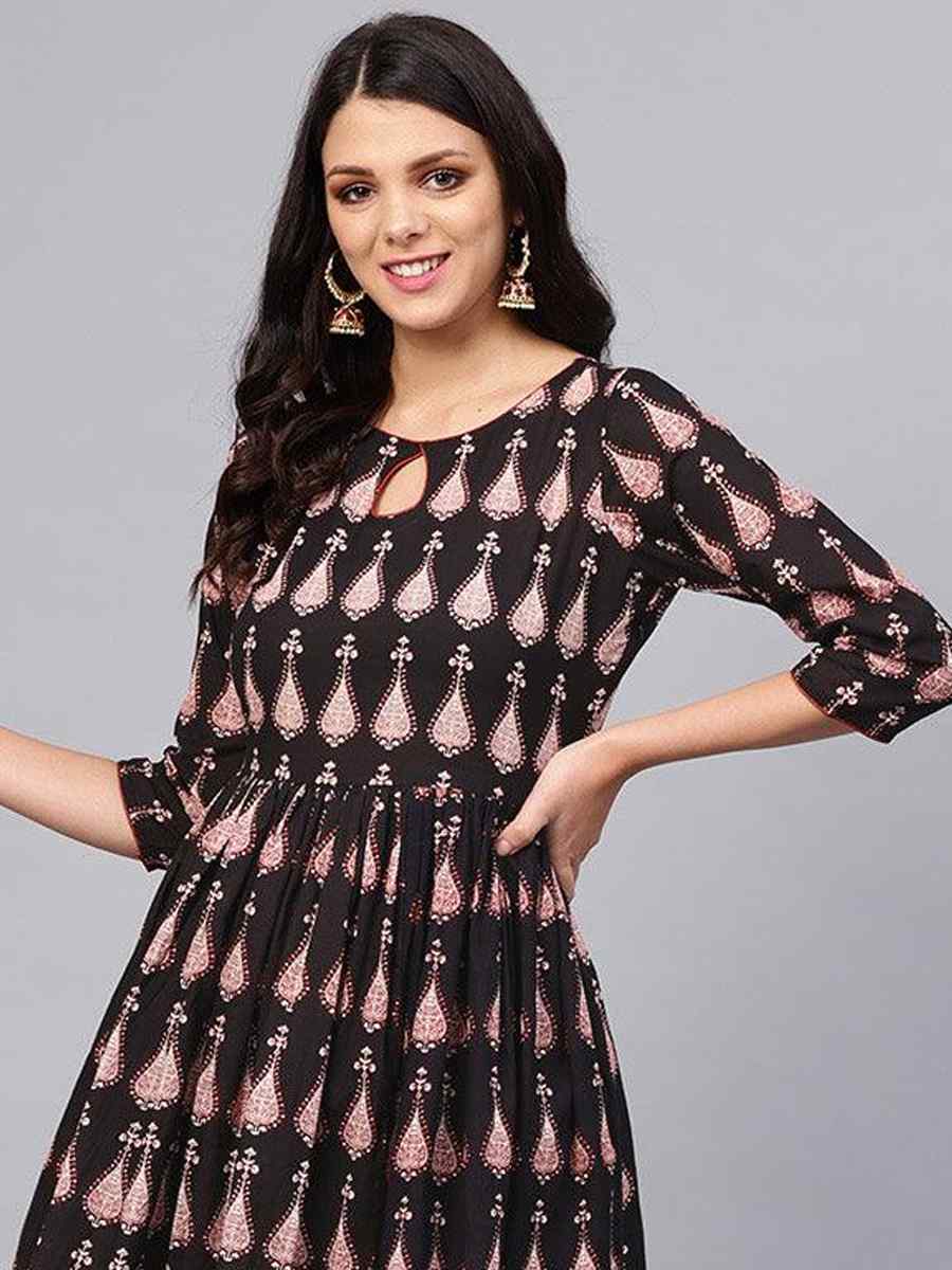 Black Cotton Printed Festival Casual Kurti