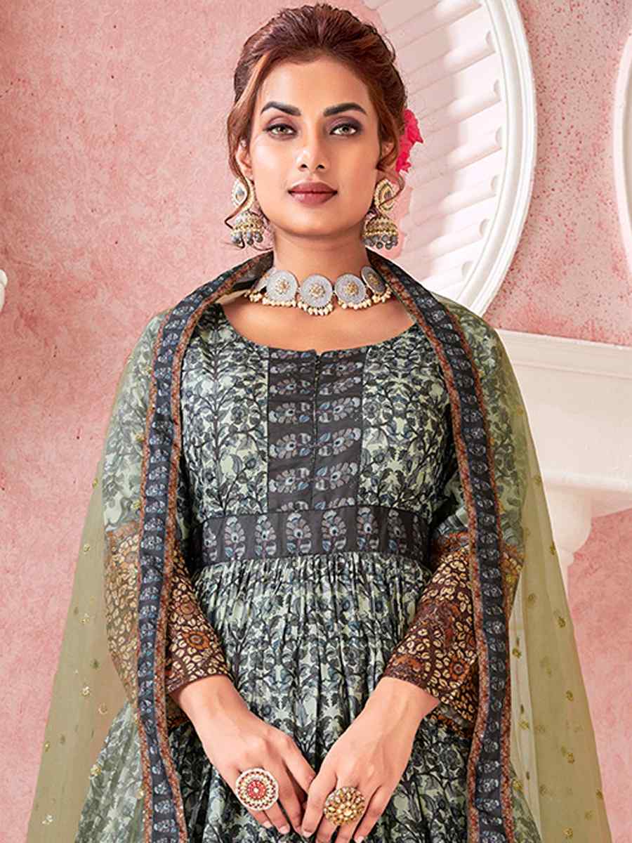 Black Dola Silk Embroidered Party Gown