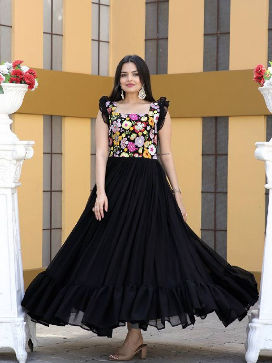 Black Faux Blooming Embroidered Casual Party Gown