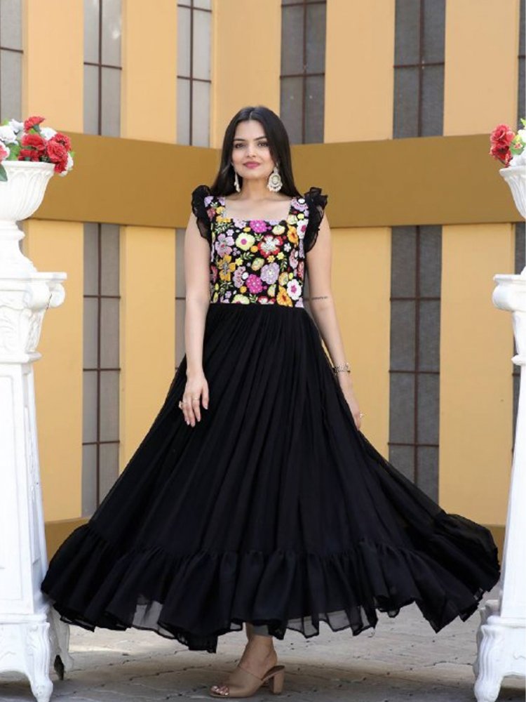 Black Faux Blooming Embroidered Casual Party Gown