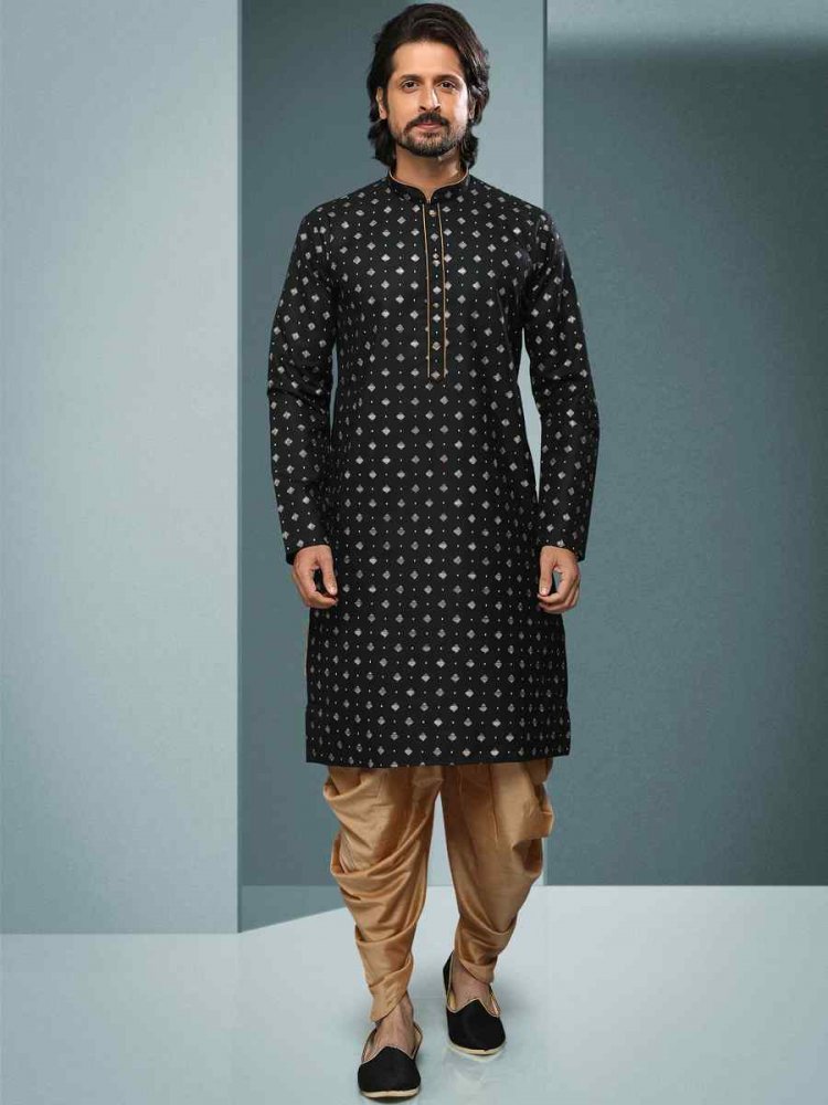 Black Hand Loomed In Rich Yarns Of Cotton Printed Festival Kurta