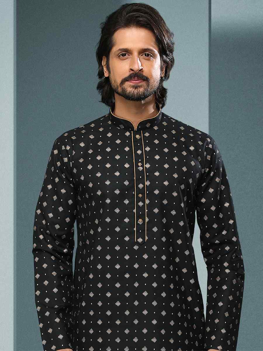 Black Hand Loomed In Rich Yarns Of Cotton Printed Festival Kurta