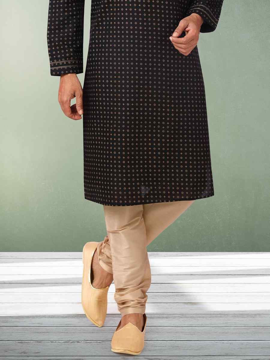 Black Hand Loomed In Rich Yarns Of Cotton Printed Festival Wedding Kurta