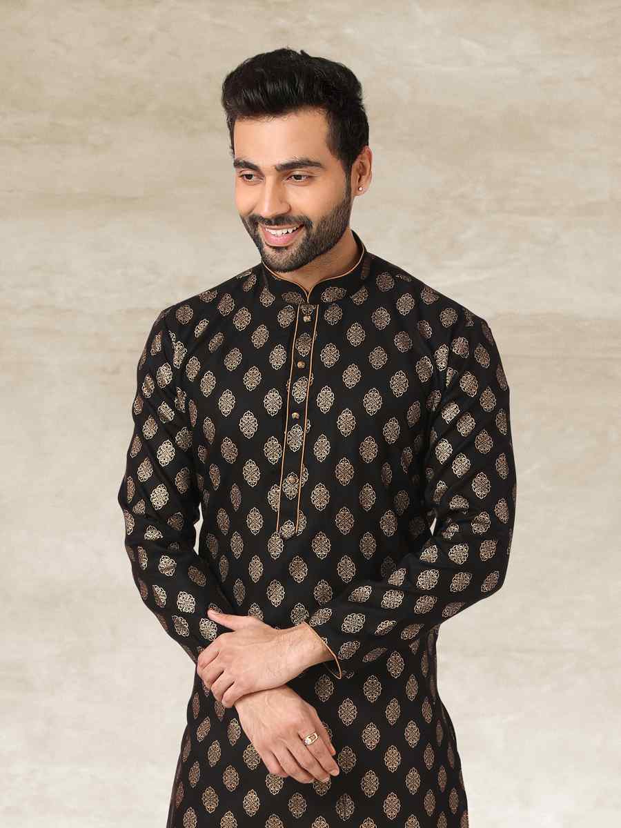 Black Hand Loomed In Rich Yarns Of Cotton Printed Party Wedding Kurta