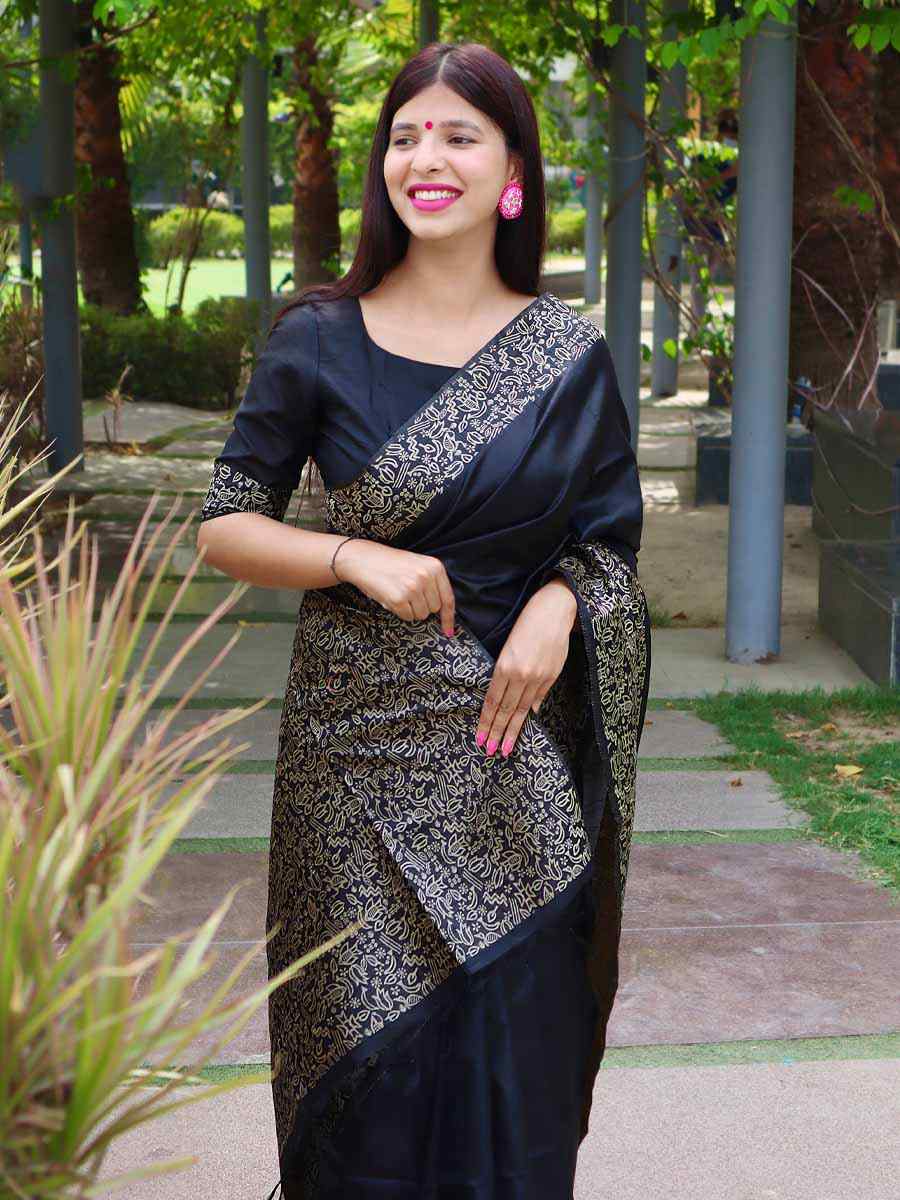 Black Handloom Raw Silk Handwoven Wedding Festival Heavy Border Saree