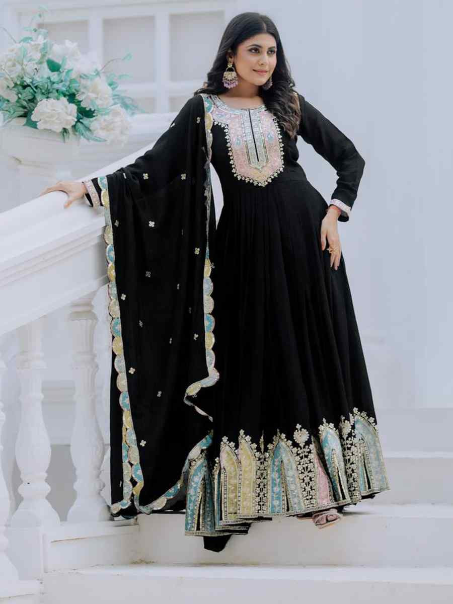 Black Heavy Chinon Silk Embroidered Festival Casual Gown